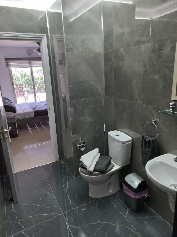 Modern Studio Apartment Armonia Court Paralimni Exterior photo